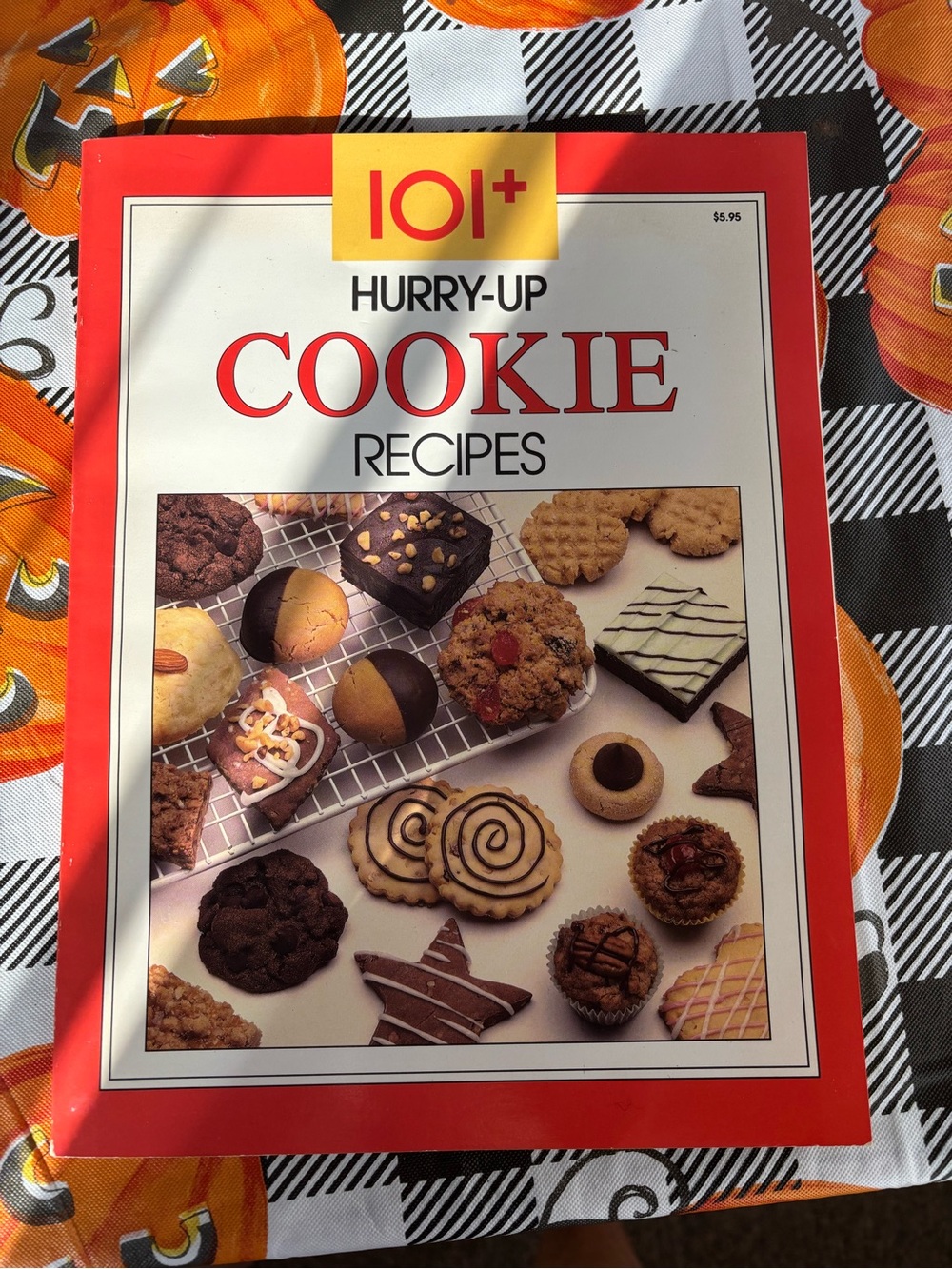 Hurry-Up Cookie Recipes Cookbook - Red